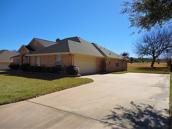 3rd image of 5006 Lakeshore Dr