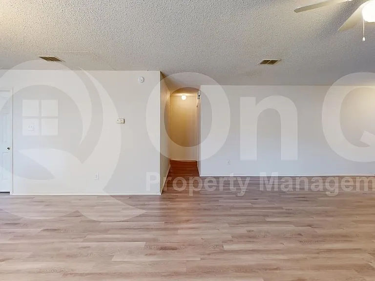 603 Ambarella St — Photo 6