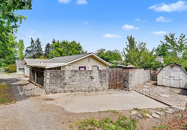 2151 Winter St SE — Photo 30