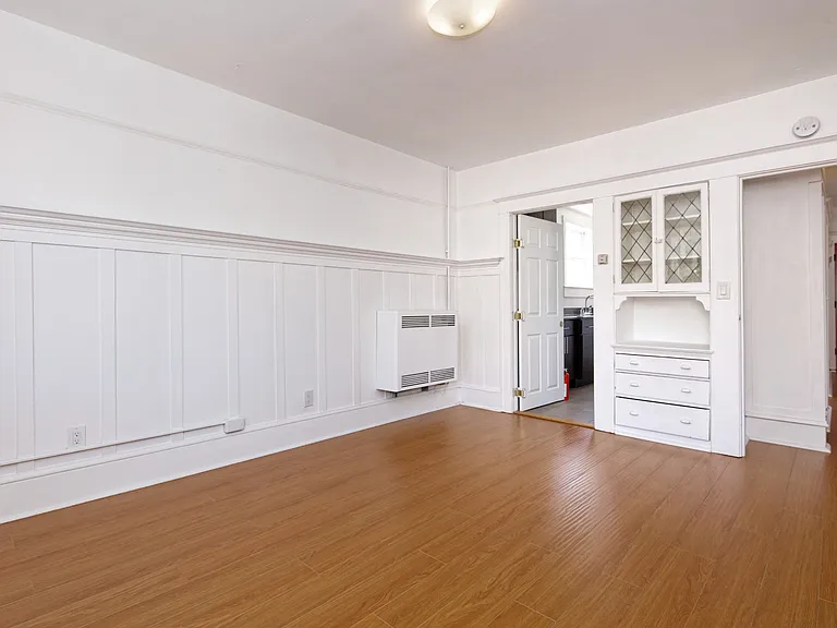 2133 & 2139 Grant Street — Photo 8