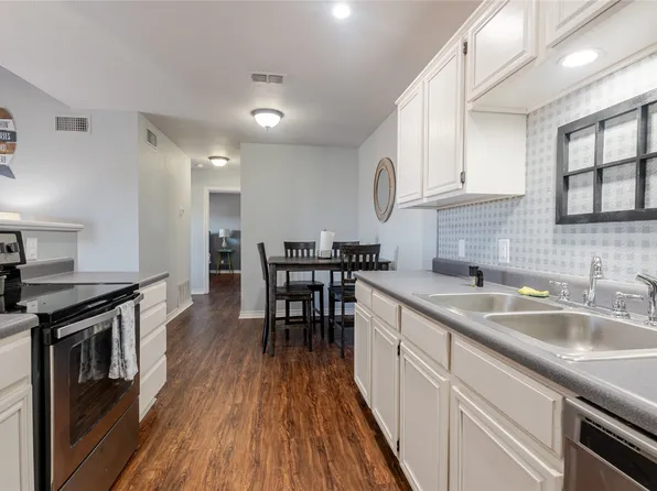 3069 Hells Gate Loop Unit 26, Strawn, TX 76475