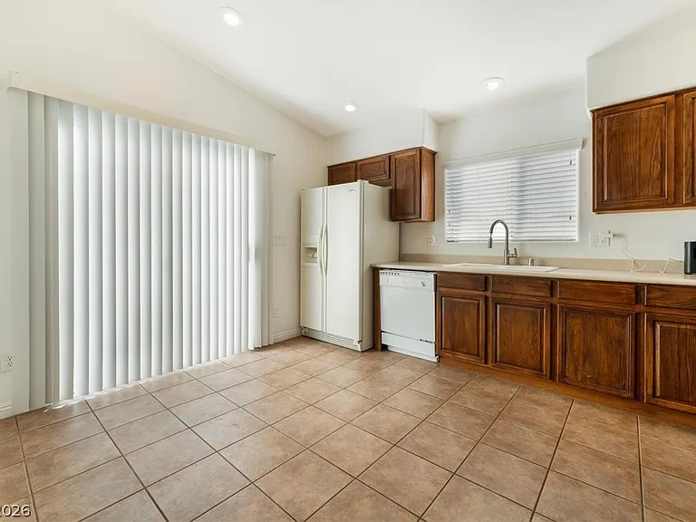 9261 Vervain Ct — Photo 8