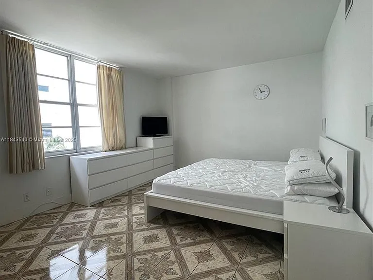 3725 S Ocean Dr #415 — Photo 13