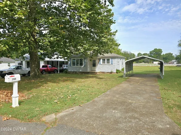 2009 Elliott St, Humboldt, TN 38343