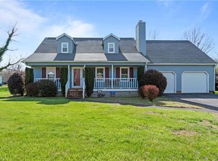 201 Creeksedge Ct, Winston Salem, NC 27105