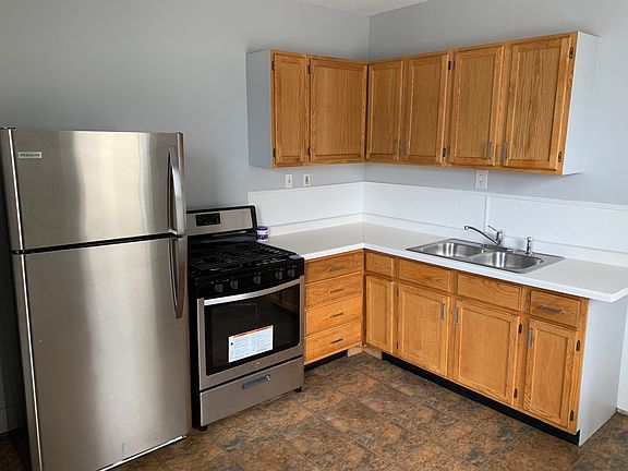 2nd image of 2808 Harriet Ave APT 3