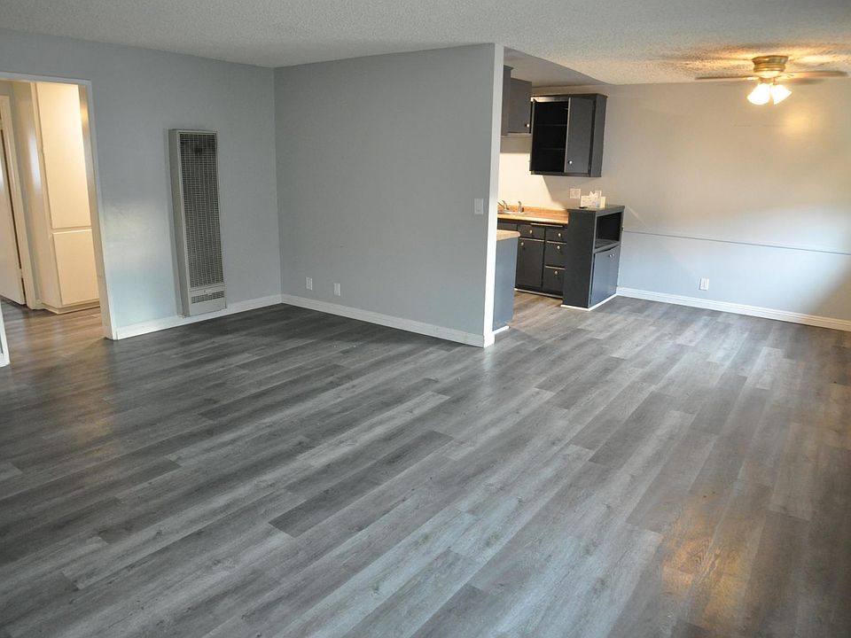 1st image of 1226 W 11th St APT D