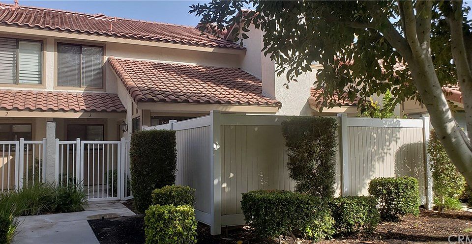 1st image of 22804 Chardonnay Dr Unit 3