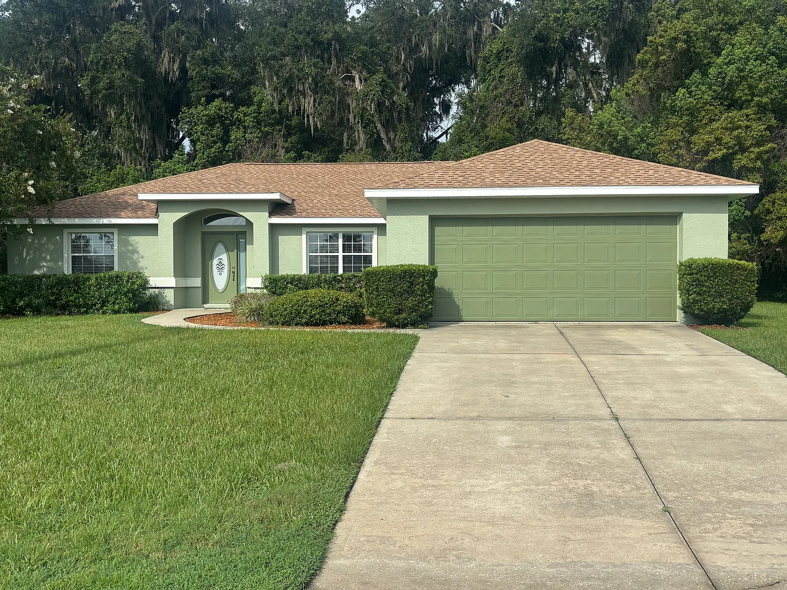 3 bed, 1729 sqft, $1,850 — Photo 1