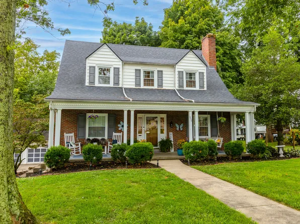 558 Cane Run St, Harrodsburg, KY 40330