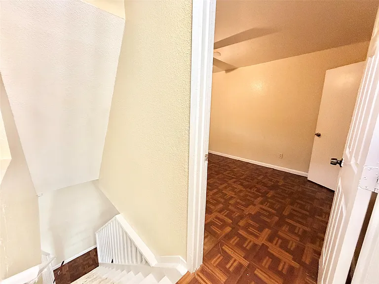 6257 Manor Rd #B — Photo 19