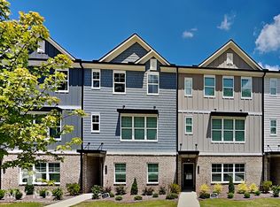 1212 Ainsworth Aly, Sugar Hill, GA 30518