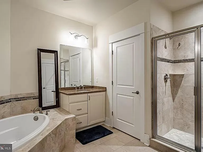 309 Quigley Dr — Photo 17