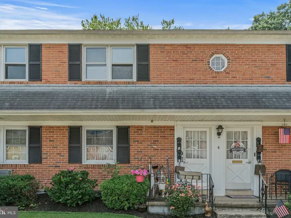 4 Sterling Ter, Stratford, NJ 08084