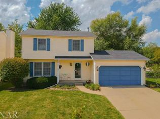 1230 Eastport Dr, Bloomington, IL
