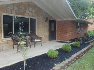 4623 Woodwell Dr, Kettering, OH 45440