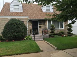 15739 86th St, Howard Beach, NY 11414