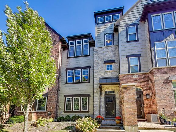 2nd image of 662 Parkside Ct