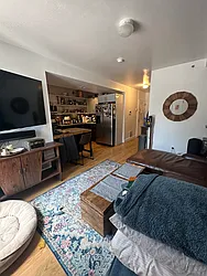 Rented by FLATS & PADS LLC