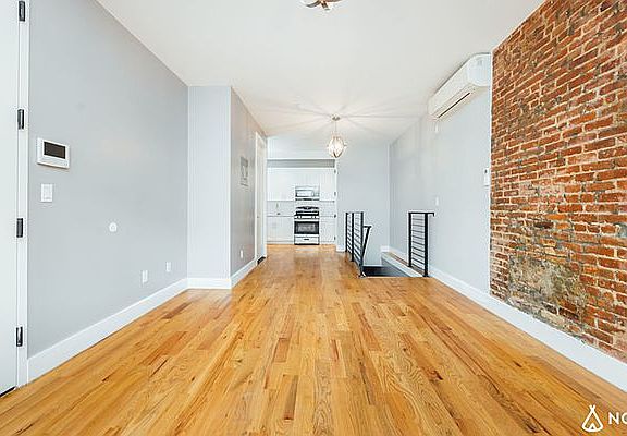 4th image of 271 Martense St #1B