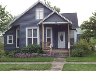 1306 Monroe Ave, Charleston, IL 61920