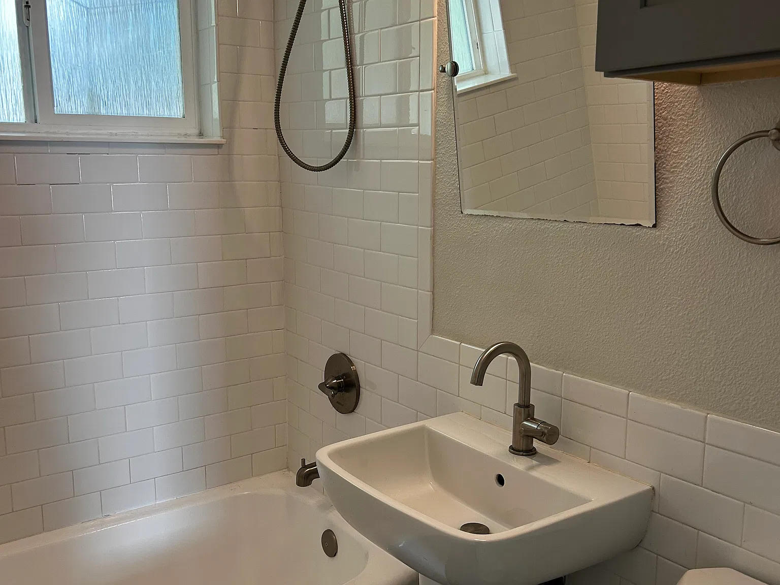 2 bed, 708 sqft, $2,000 — Photo 4