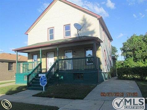 873 & 877 5th St.JPG