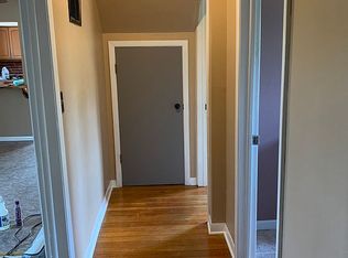 6806 Berry Rd SE, Cedar Rapids, IA 52403