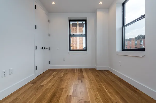 Rented by Nooklyn NYC LLC | media 12