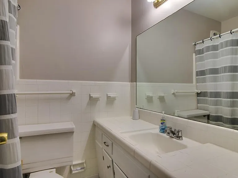 2020 Beech Ave #C19 — Photo 13