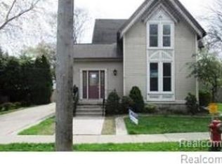 303 N State St, Howell, MI 48843