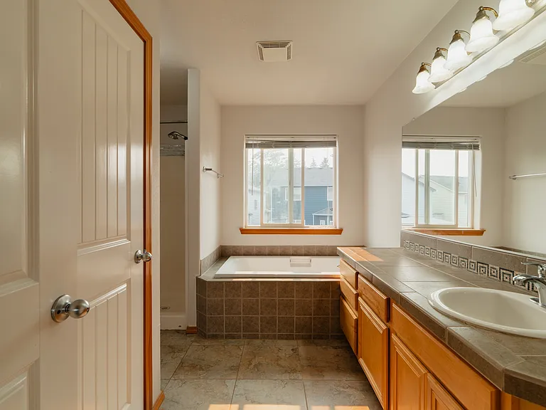 8451 SE 78th Pl — Photo 10