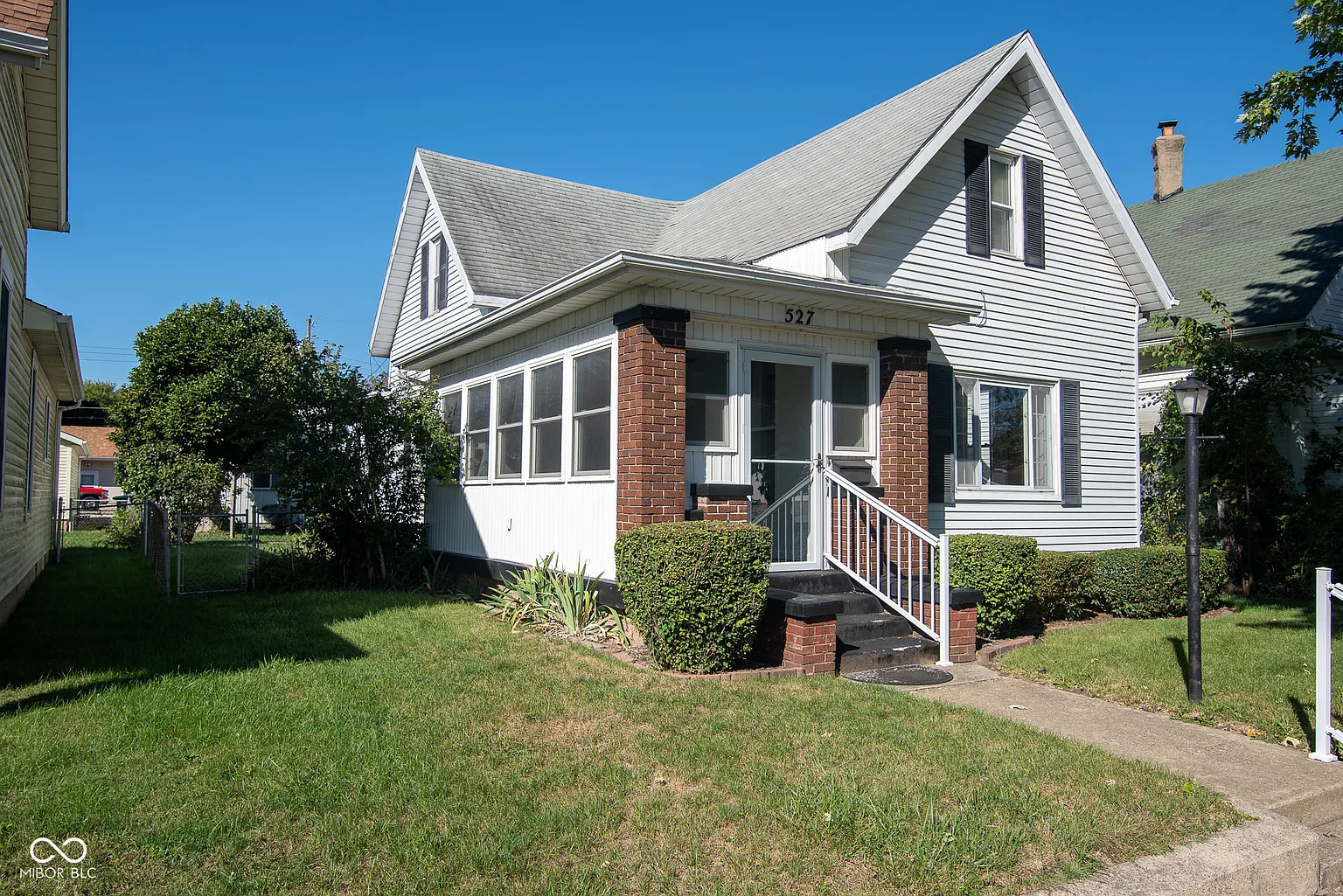 527 N Arthur St photo 1