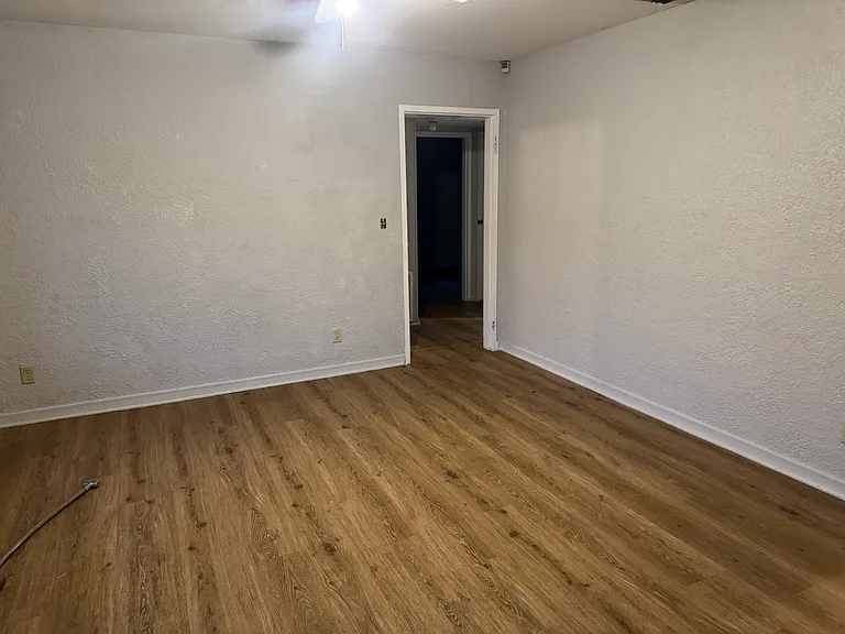 3154 Peach Dr — Photo 10