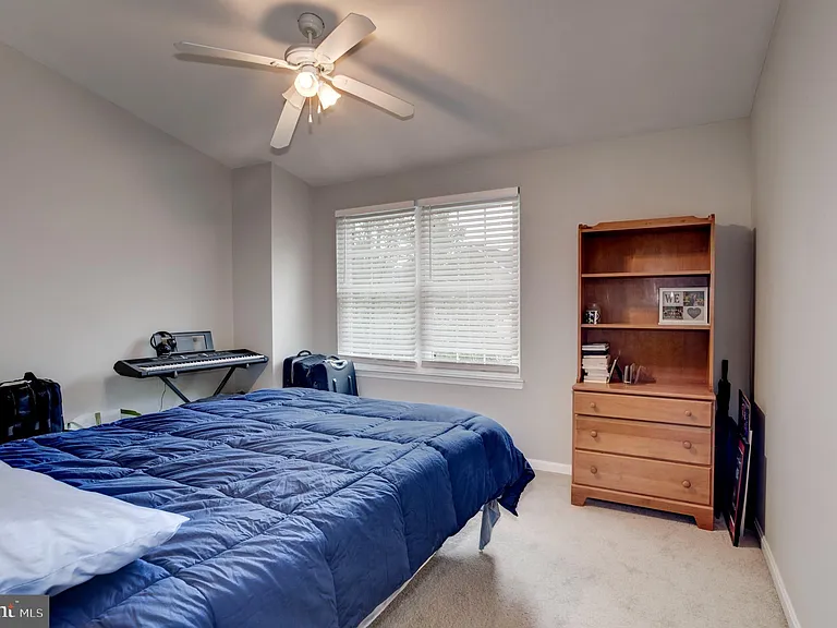 12852 Fair Briar Ln — Photo 16