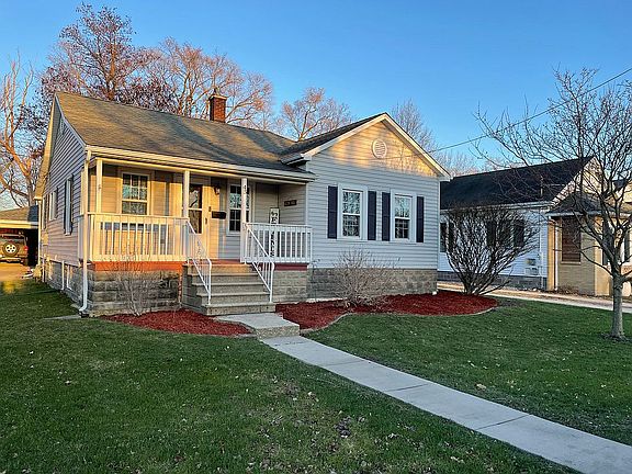 2nd image of 45 S Kankakee St