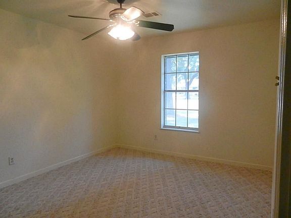 5th image of 520 N Shady Ln