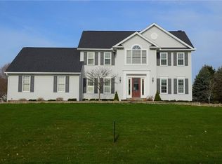 2606 Greenview Dr, Uniontown, OH 44685