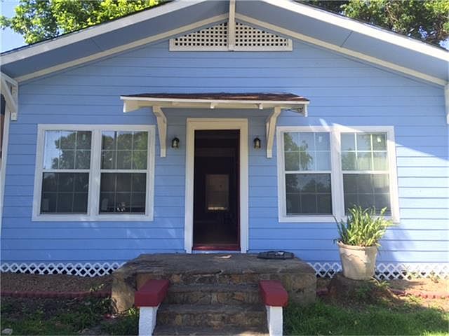 1st image of 4607 Park Dr