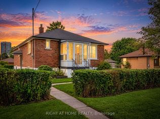 544 Brimley Rd, Toronto, ON M1J 1A8