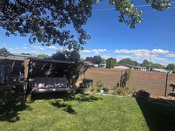4th image of 6708 Haag St