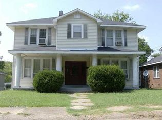 801 Tombigbee St, Florence, AL 35630