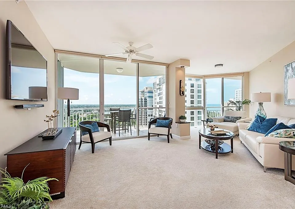 4255 Gulf Shore Blvd N #1403