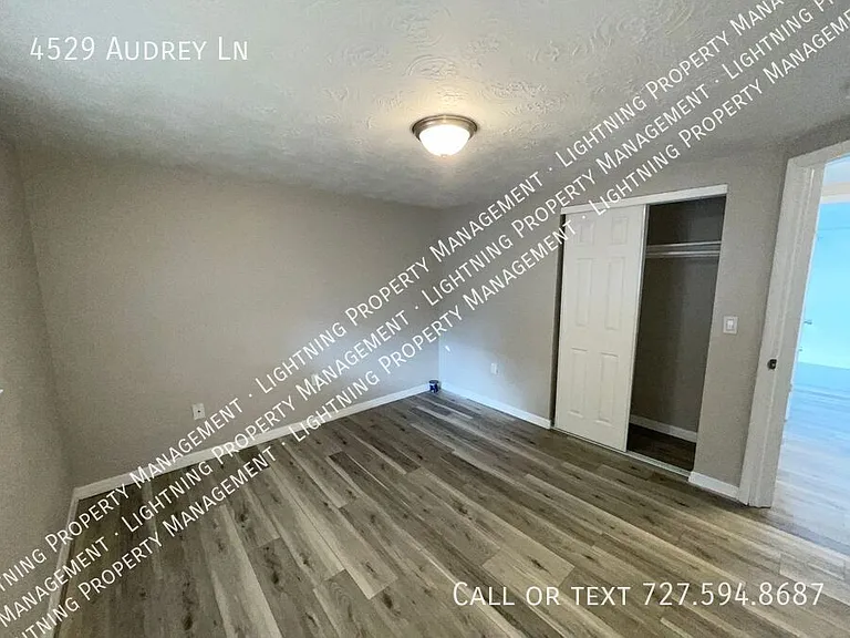 4529 Audrey Ln — Photo 9