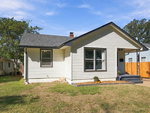 5th image of 2219 S Ellis Ave