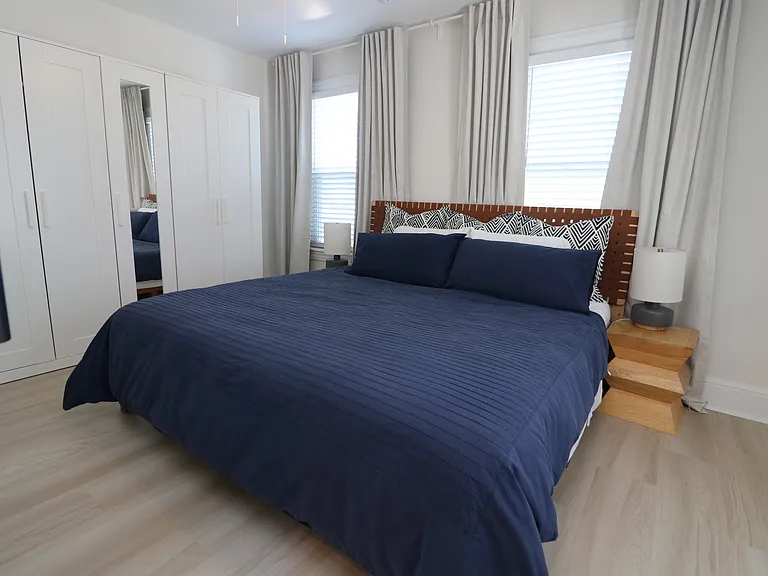 114 N Portland Ave #WINTER RENTAL — Photo 16