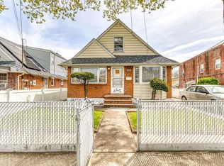 13037 122nd Pl, South Ozone Park, NY 11420