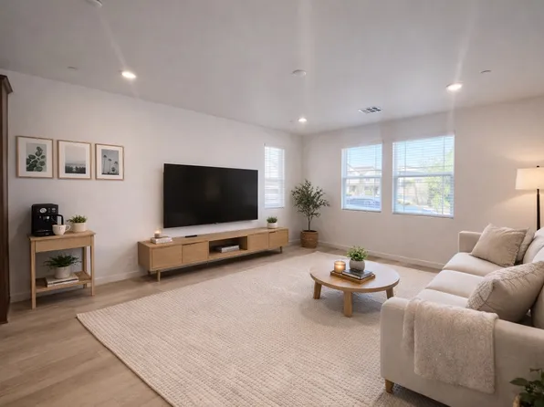 537 Francesca Crst St, Henderson, NV 89011