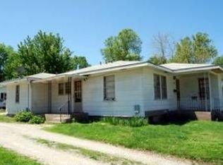 429 W Cherry St, Nevada, MO 64772