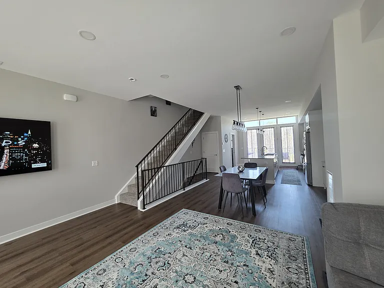 11220 N Park Pl — Photo 17